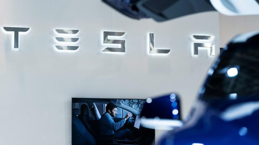 tesla